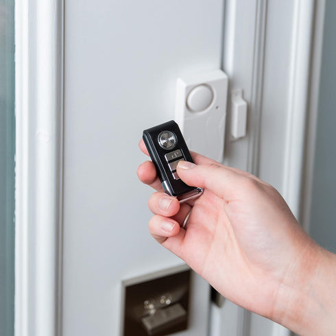 SABRE Door or Window Alarm With Remote, 120dB Alarm, Audible Up To 750-Feet (230-Meters), 4 Adjustable Settings, Arm and Disarm From A Distance, B...
