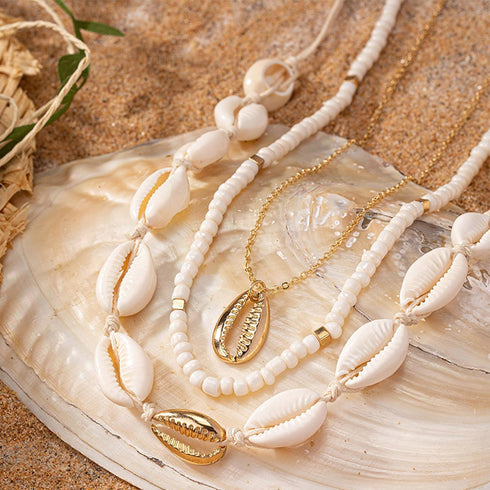 Cowrie Shell Necklace for Women Natural Sea Shell Beads Choker Necklace Gold Shell Charm Necklace Adjustable Layered Seashell Beach Necklace Summe...