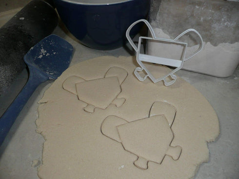 HOME PLATE WITH BASEBALL BATS FIELD DIAMOND BASE SPORTS COOKIE CUTTER MADE IN USA PR2540...