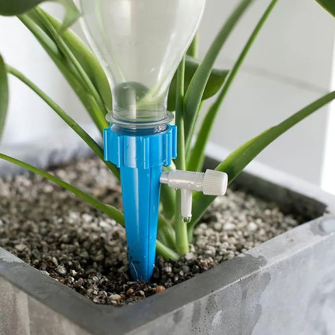 12x Automatic Garden Cone Watering Spike for 2-Liter Bottles - Plant Flower Waterers Bottle Irrigation (Green & Blue)...