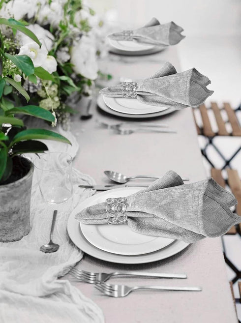 Feyarl Set of 4pcs Silver Crystal Napkin Rings Handcraft Sparkly Napkin Rings Napkin Holders for Wedding Centerpieces Special Occasions Celebratio...