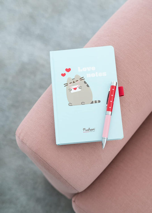 Grupo Erik Pusheen Love Collection Premium A5 Notebook with Projector Pen | Notebooks A5 | Notepads A5 | A5 Notepad | Pusheen Gifts | Pusheen Stat...