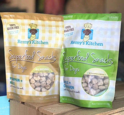 Freeze Dried Superfood Snacks for Dogs Apple+Cinnamon All Natural Dog Treat...