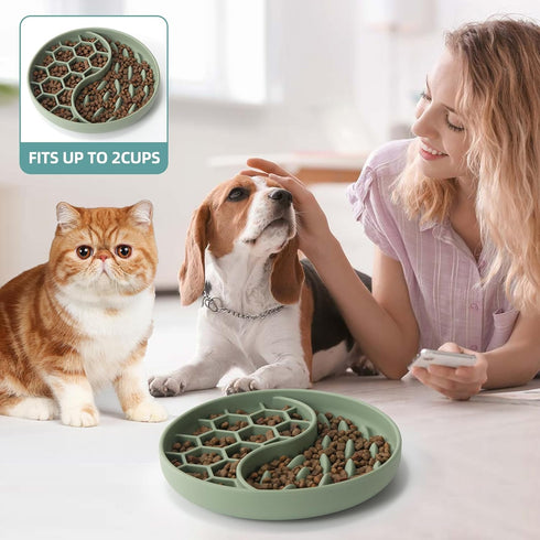 Slow Feeder Dog Bowls, Silicone Pet Food Bowls with Suction Cups for Small Medium Breed, Non-Slip Dog Feeding Bowls Slow Down Pet Eating Speed, An...