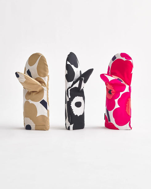 Marimekko - Pieni Unikko Floral Oven Mitt (Tan Poppy)...