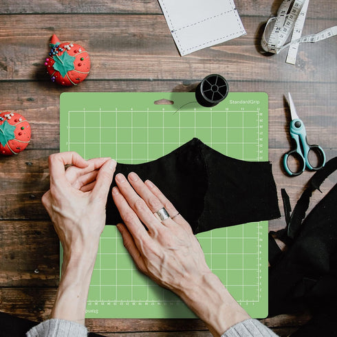 Gwybkq Cutting Mat for Cricut Explore One/Air/Air 2/Maker 8 Pack 12x12 Inch Standard Green Grip Adhesive Sticky Non-Slip Durable Mat Cut Mats Repl...