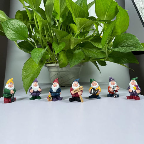 Enchanted Garden Decor: 7-Piece Gnome Miniature Statues, Elf's Joyful Atmosphere Ornaments - Ideal for Gardens, Backyards, Patios, Lawns, Bonsai, ...