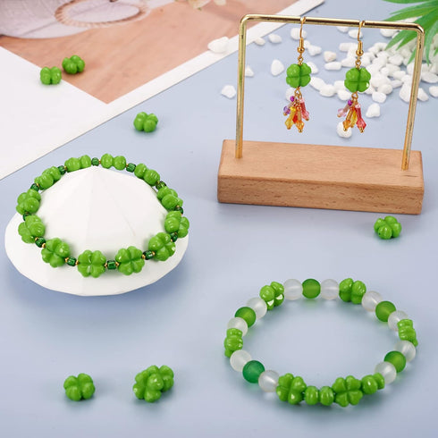 Beadthoven 100pcs St. Patrick's Day Shamrock Acrylic Beads Green Four Leaf Clover Beads Loose Spacers Pony Beads for Bracelet Necklace Earrings Je...