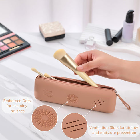 Large Travel Makeup Brush Holder, Silicon Portable Cosmetic Brushes Organizer, Soft Makeup Tools Pouch, Travel Makeup Essentials (Light Pink)...