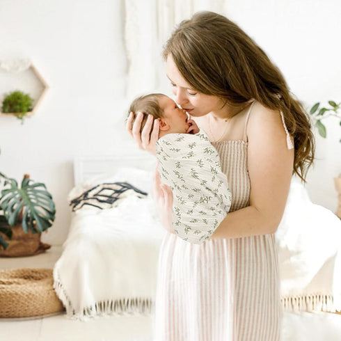 Baby Muslin Swaddle Blankets: Soft Receiving Blanket for Newborn - Cotton Swaddling Blanket for Neutral 2Pack(Leaf Autumn)...