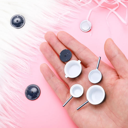 simarro 4Pcs Dollhouse Kitchen Cookware Set, Miniature Metal Pots and Pans Mini Dollhouse Decoration Accessories Party Supplies for Pretend Play M...