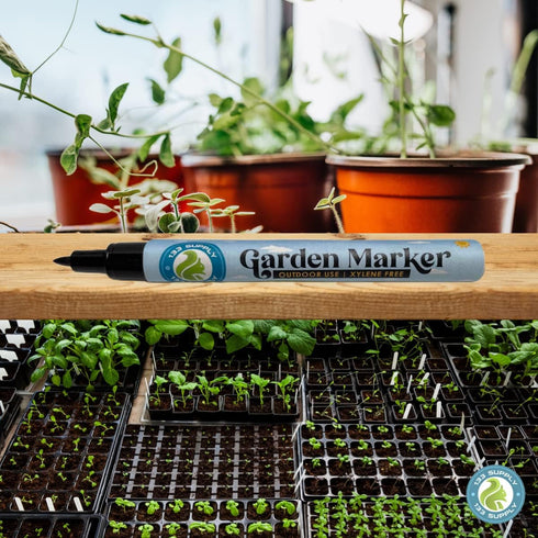2 Pack Garden Marker Pen Permanent Markers Black (UV Fade Resistant Marker Pens for Plant Markers Garden Markers Waterproof Pen Black Markers Outd...