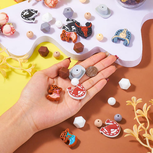 66Pcs Western Cowboy Focal Beads Silicone Keychain Making Kit Cow Horse Animal Beads Cowboy Hat Boots Round Hexagon Spacer Beads for Crafts DIY Pe...