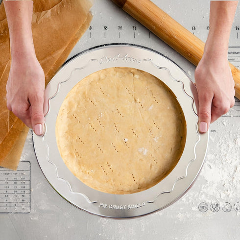 Mrs. Anderson’s Baking Pie Crust Protector Shield, Fits 8-Inch Plates...
