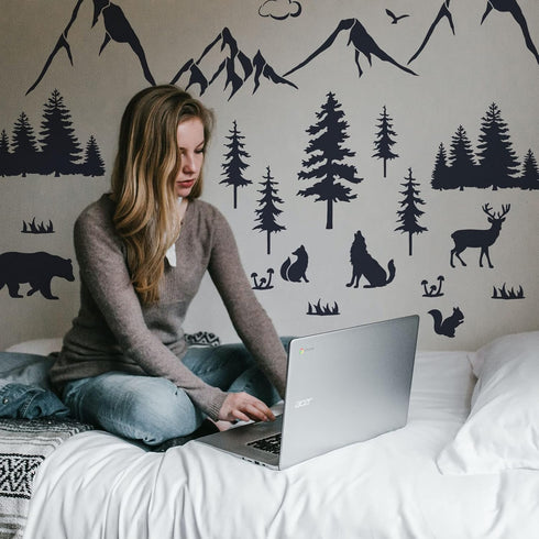 FINGERINSPIRE 17 pcs Mountain Forest Animals Stencil Set Mixed Size Mountain Wild Animal Drawing Stencil Reusable Forest Animals Template for Pain...