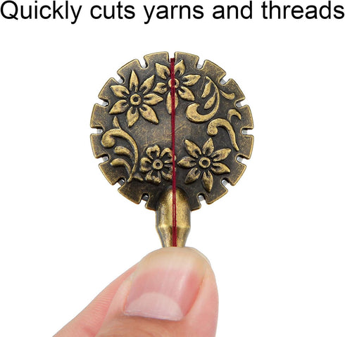 2 Pieces Yarn Cutter Pendants Antique Gold Silver Metal Thread Cutter Pendant Round Shape Yarn Cutter Pendant for DIY Sewing Tools (Antique Gold, ...