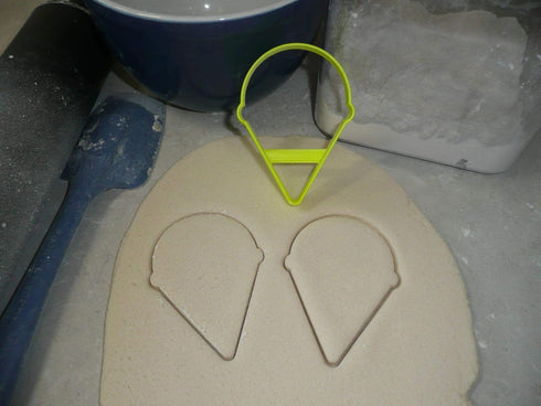 SNOW CONE OUTLINE SHAVED ICE FROZEN DESSERT SUMMER TREAT COOKIE CUTTER MADE IN USA PR3766...
