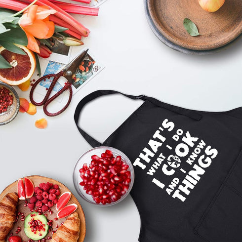 Rosoz Funny BBQ Black Chef Aprons for Men, I Cook and I Know Things Adjustable Kitchen Cooking Aprons with Pocket Waterproof Oil Proof Father’s Da...