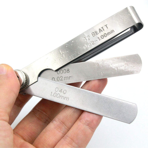 Stainless Steel Feeler Gauge Universal Standard SAE and Metric Offset Valve Thickness Gauge 32-Piece Blade Tool for Measuring Gap Width/Thickness...