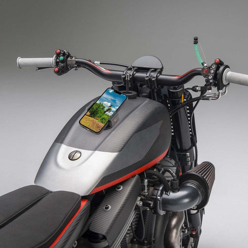 Magnetic Motorcycle Phone Holder, Strong Magnetic Attracts Tank, Non-Slip & Anti-Scratch, Compatible with 3.5-7.5" iPhones/Nexus/HTC/LG......