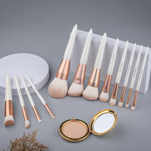 Makeup Brushes Set, EVRCHGIEA 12pcs Premium Eye Shadow, Eyebrows, Eyeliner, Concealer, Lip Liner?Foundation Makeup Brush White Travel Makeup Set,C...