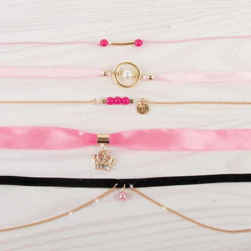 Make It Real Juicy Couture: Chokers & Charms Kit - Create 7 Unique Necklaces, 102 Pieces, 7 Trendy Chokers, 6 Juicy Charms, Tweens & Girls, Elasti...