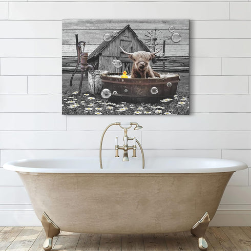 Farmhouse Bathroom Decor Wall Art Funny Highland Cow in Bathtub Pictures Wall Decor Rustic Bathroom Cow Painting for Bathroom Toilet Cattle Artwor...