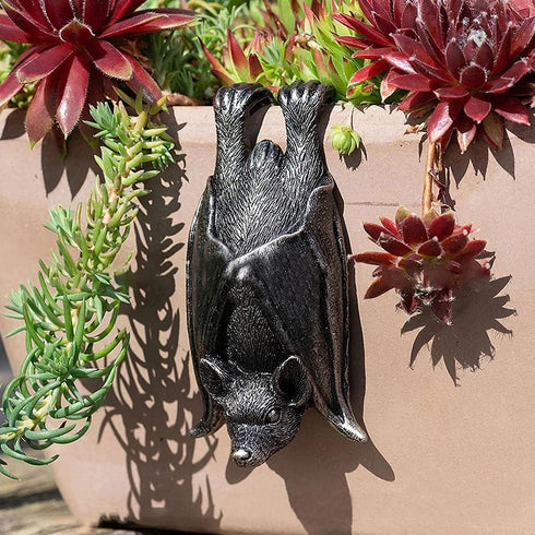 Helloween Bat Statue Garden Decor Plant Pot Hugger Resin Flower Pot and Vase Hugger Planter Pot Hanger Hanging Bat Figurines Lawn Sculptures Outdo...