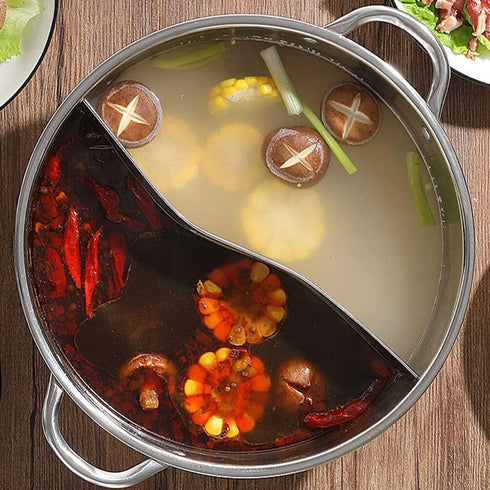 UPKOCH Stainless Steel Pot with Divider Weldless Hot Pot Two-flavor Soup Pot Shabu Shabu Pot Induction Cookware with Handle for Gas Electric Stove...