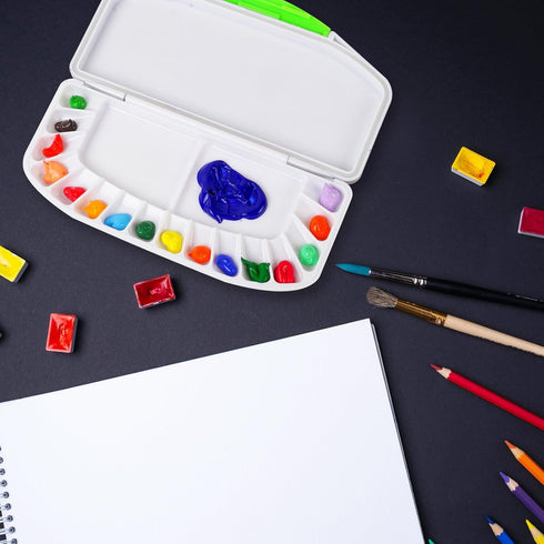 Falling in Art Airtight Watercolor Palette, Plastic Paint Palette with 16 Wells and 2 Mixing Areas, Folding Paint Tray with Lid, Suitable for Acry...