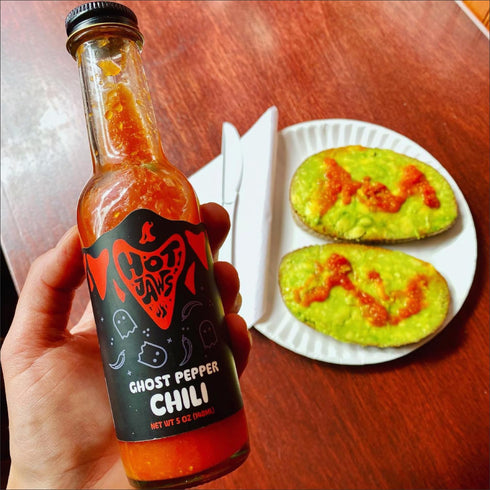 Hot Jaws - Organic Ghost Pepper Hot Sauce - 5oz - Perfect Balance of Sweet & Heat - Locally Sourced, Non-artificial Ingredients, Vegan, NoGMO (Gho...