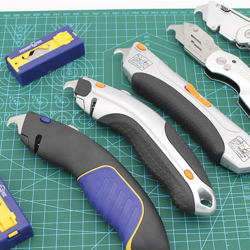 Hook Utility Knife Blades Dispenser Heavy Duty Blades SK5 Steel 20 pack...