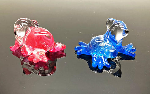 Garden Deco Glow in The Dark Tiny Baby Frog Hand Blown Art Glass Figurine Ornament Sculpture...