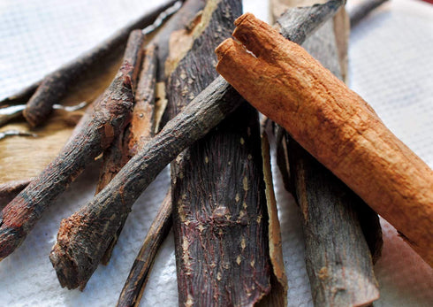 Mauby Bark and Spices - Single 3 Oz Pack | Mavi | Maby | Bitter Bark | Makes Cool Refreshing Beverage (3 Oz (Pack of 1))...
