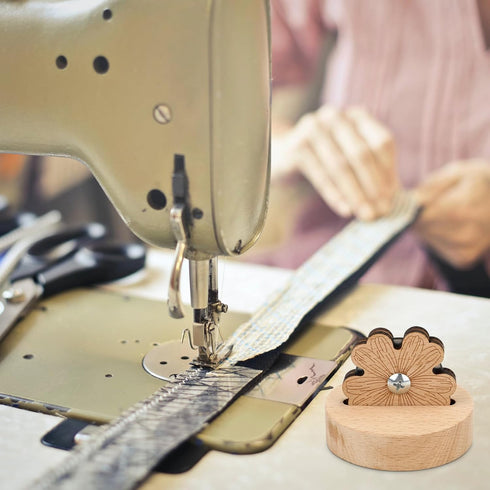 Daisy Thread Cutter, Tabletop Blade Saver Thread Cutter with Anti-Slip Stand Yarn Cutter Thread Cutting Tools Quilting Supplies for Sewing Seam...