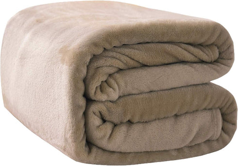 Veehoo Fluffy Fleece Dog Blanket, Soft Cozy Flannel Pet Throw for Dogs and Cats, Washable Couch Bed Blankets Cover for Sofa, Cot, Indoor & Travel,...