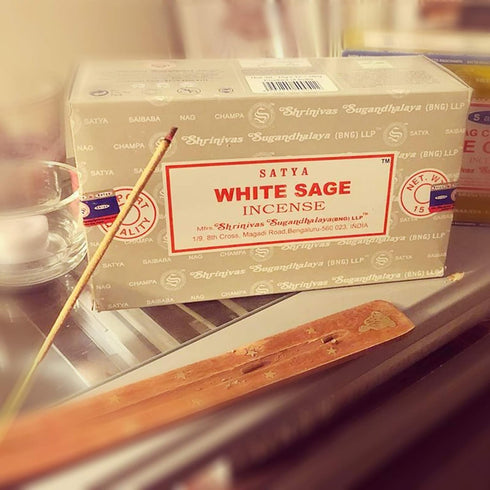 Satya Nag Champa White Sage Incense sticks-12packs x 15grams by Satya (White Sage)...