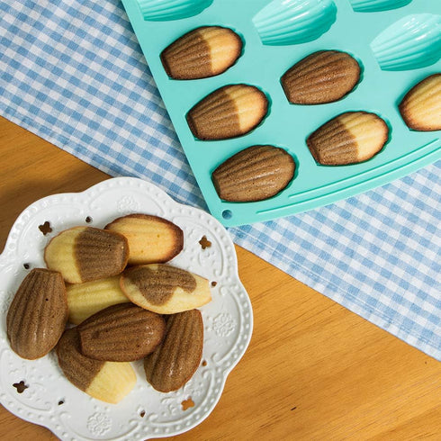 Webake Madeleine Pan 18 Cavity Silicone Madeleine Mold for Small Cake, Candy and Cookies...
