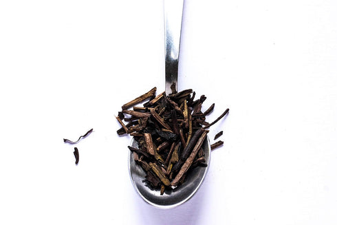 Hojicha Green Tea direct from Chota Tingrai Tea Estate- Roasted Green Tea with an exquisite smoked barley flavor. Delicious hot or cold. (3.5 oz /...