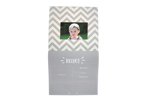 Pearhead Baby's First Year Calendar, Track Every Milestone and Memory, Full Year Milestone Tracker, Baby Keepsake, Gift For Baby Girl and Baby Boy...