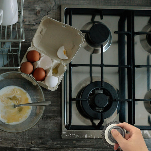 2Pcs Stainless Steel Scrubber Dish Scrub Brush with Handle ?Multipurpose Kitchen Cast Iron Scrubber for Pots, Grills, Ovens & Other Tough Cleaning...