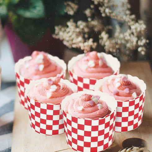 100Pcs Red Plaid Paper Baking Cups White Red Checkered Cupcake Wrappers Scalloped Edge Cupcake Muffin Cases for Party Supplies...