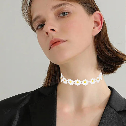 GUOXIAOMEI Sweet Handmade Colorful Daisy Flower Sunflower Pendant Clavicular Chain Adjustable Choker Necklace Friendship Elegant Jewelry for Women...
