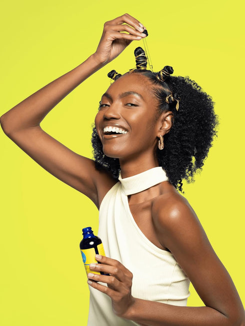 Curls Blueberry Bliss Blueberry & Mint Hair and Scalp Strengthening Oil - 4 oz, Root-Penetrating Hair Oil with Turmeric, Rosemary & Pumpkin Seed O...
