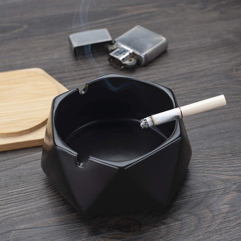 Ceramic Geometric Ashtray with Lid, Windproof Ceramic Ashtray for Indoor or Outdoor Use, Home Office Decoration, Black...