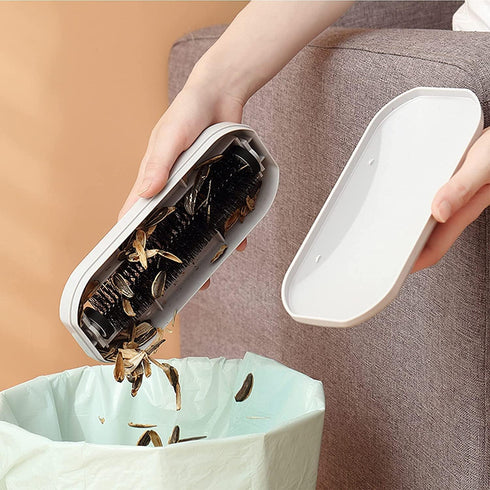 Multi-Functional Table Crumb Sweeper, Handy Rolling Bed Sweeping Brush, Floor Dust Remover, Cleaning Brush for Removing Lint Dust in Clothes, Furn...