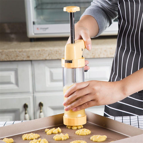 Biscuit Making and Icing Set Cookie Biscuit Press and Cake Icing Decorating Set with Icing Gun Cookie Press Cutter Kit with Discs and Nozzles For ...