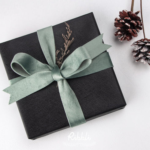 Ribbli Dusty Sage Green Velvet Ribbon Double Faced 1 Inch 10-Yard Spool Light Green Ribbon Use for Christmas Tree Ornaments Gift Wrapping Wreath D...