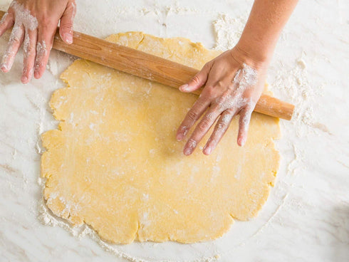 French Rolling Pin – 18 Inch Wooden Dough Roller for Baking Pizza, Pie Crust, Cookies & Pasta | Essential Kitchen Tool & Gift for Bakers, Chefs & ...