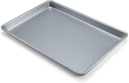 Chicago Metallic Commercial II Traditional Uncoated True Jelly Roll Pan, Make jelly rolls, cookies, pizza, one-pan meals, and more, 15-Inch by 10-...